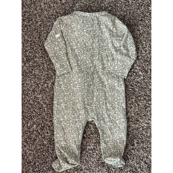 ❤️7 For All Mankind Ruffle Footie 0-3M - Picture 4 of 4